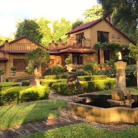 The Tuscan Garden Newcastle Esterno foto